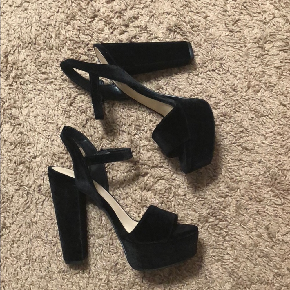 Nine West Black Chunky Heels